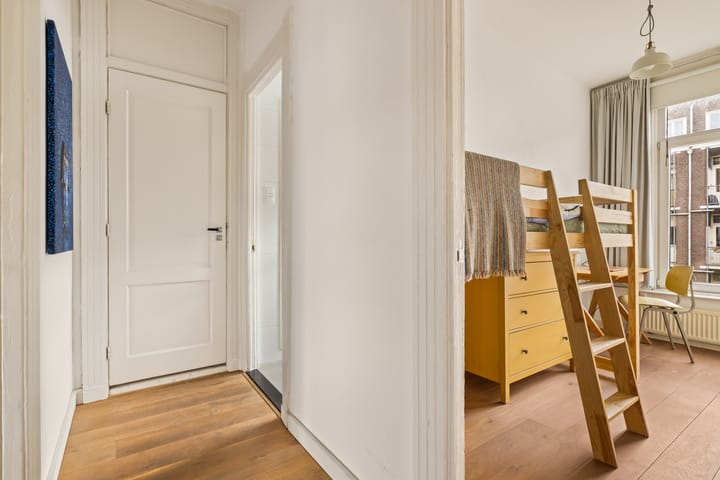 Foto 21 van Admiraal De Ruijterweg 179-2