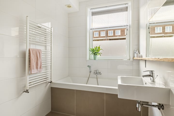 Foto 25 van Admiraal De Ruijterweg 179-2