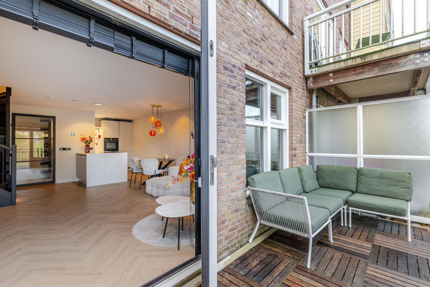 Foto 10 van Mattenbiesstraat 50