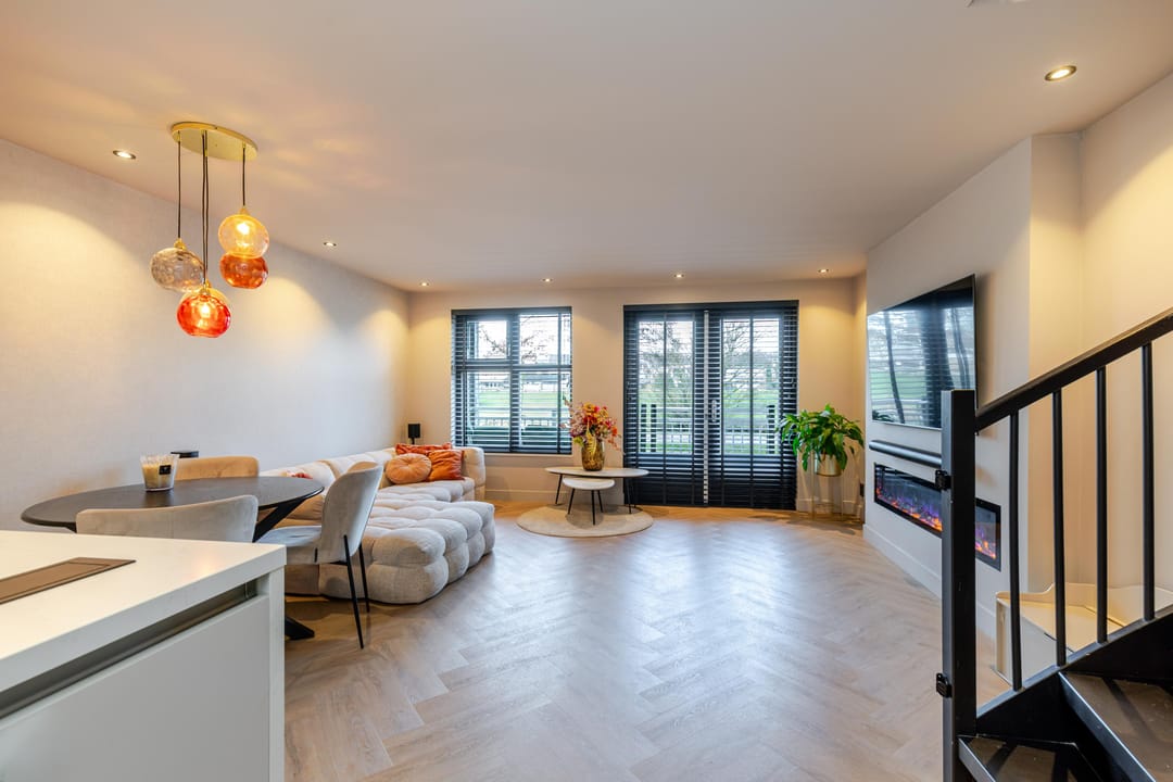 Foto 17 van Mattenbiesstraat 50