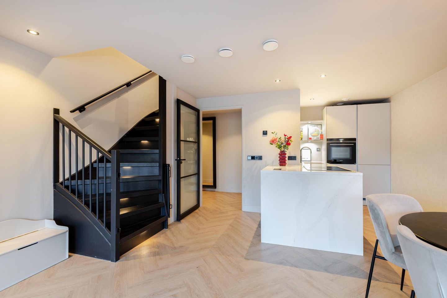 Foto 19 van Mattenbiesstraat 50