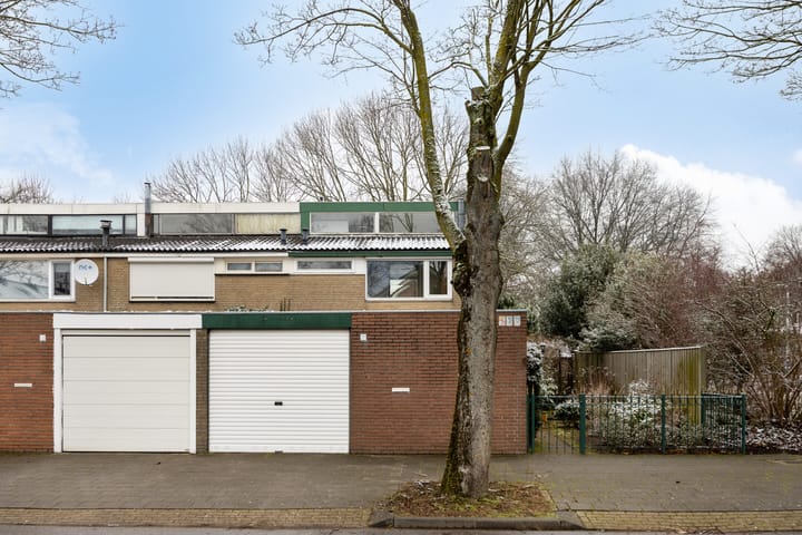 Photo 2 of Heubergerstraat 11