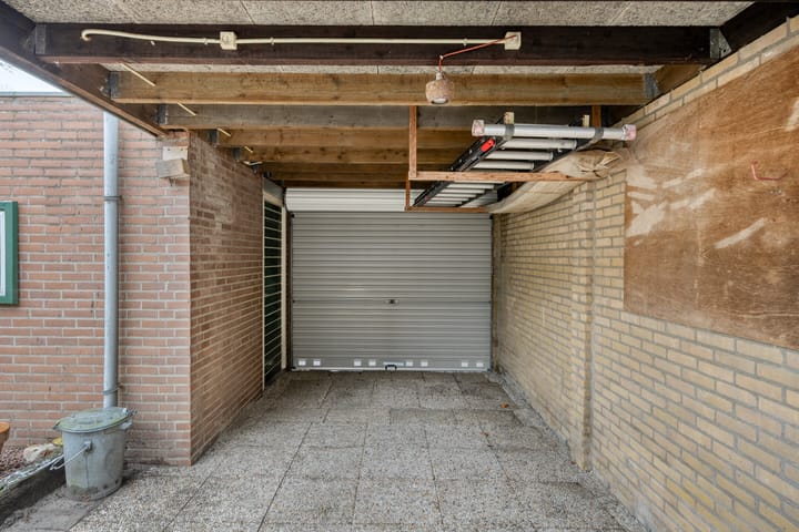 Photo 30 of Heubergerstraat 11