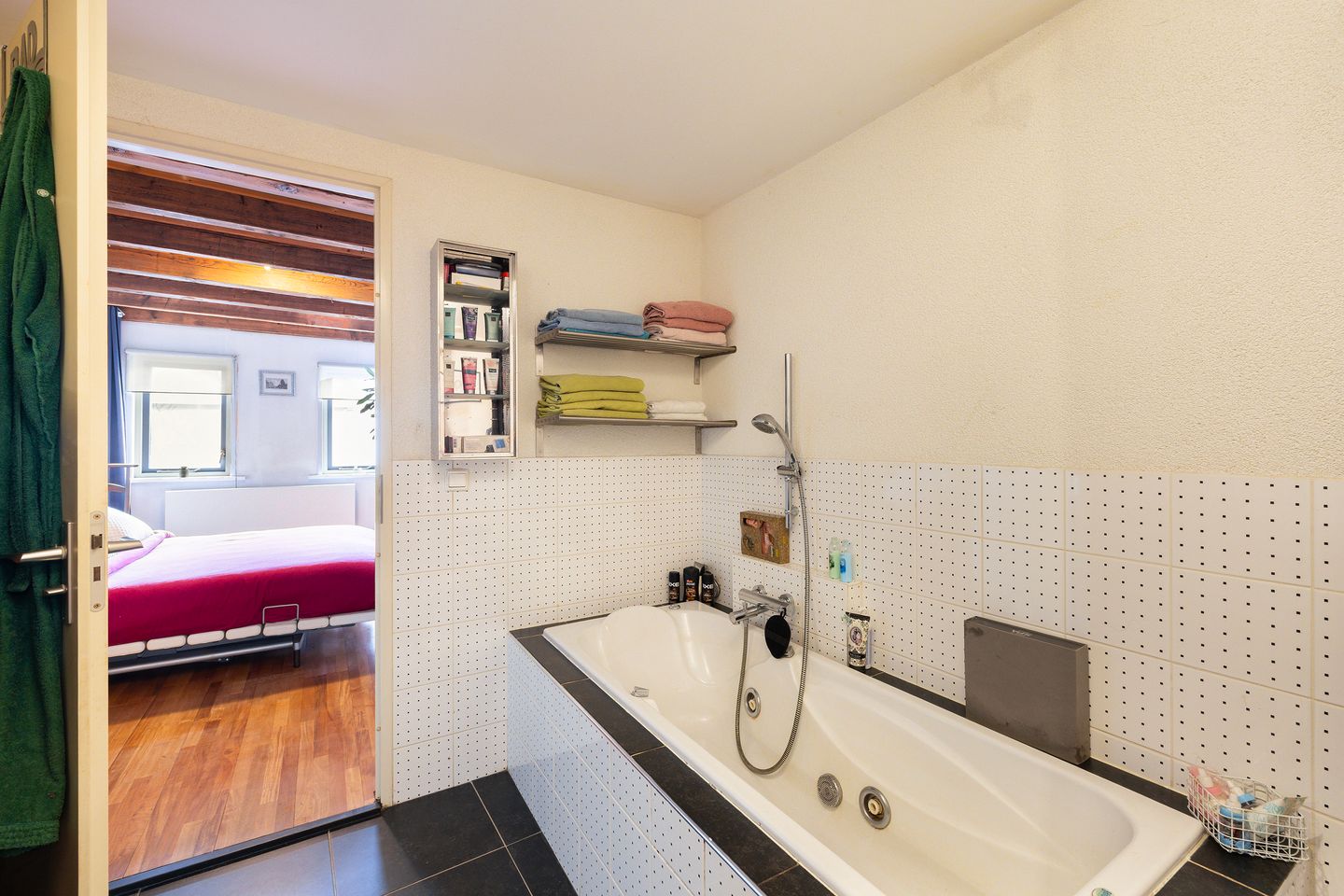 Photo 35 of Nieuwe Haven 95-A