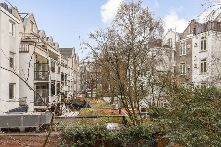 Photo 13 of Frans Halsstraat 73-1