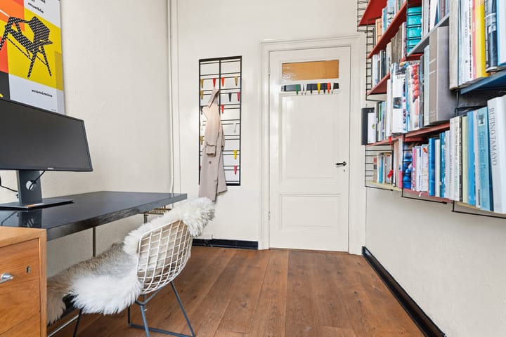 Photo 18 of van Oldenbarneveltstraat 15