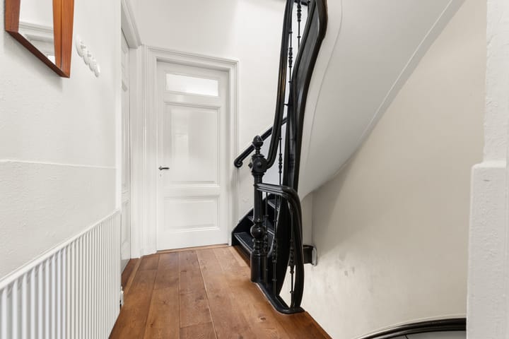 Photo 25 of van Oldenbarneveltstraat 15