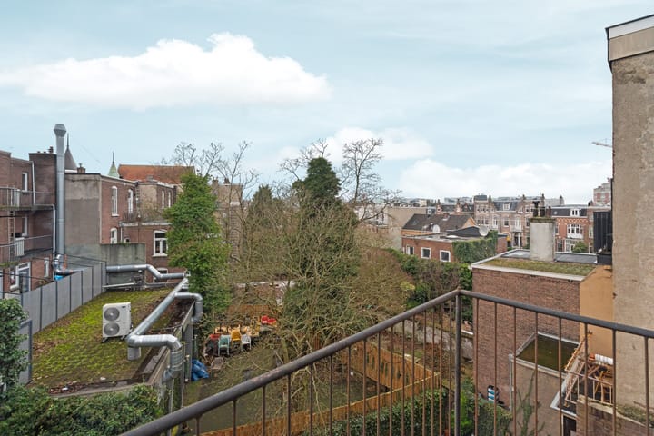 Photo 35 of van Oldenbarneveltstraat 15