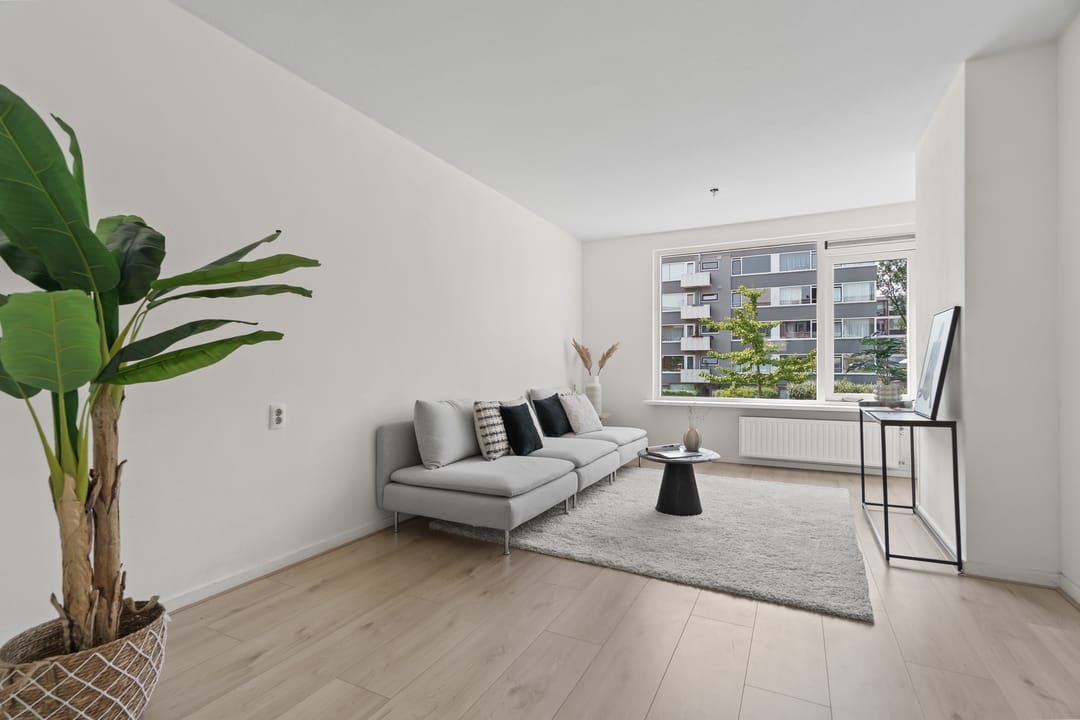 Photo 2 of Auriollaan 30