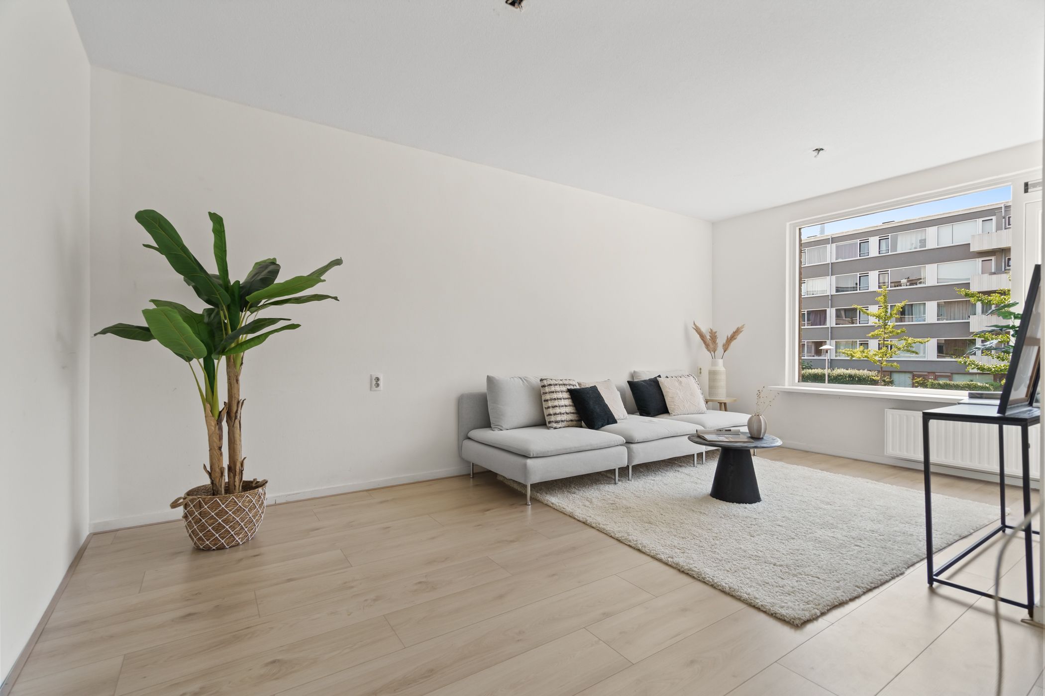 Photo 3 of Auriollaan 30