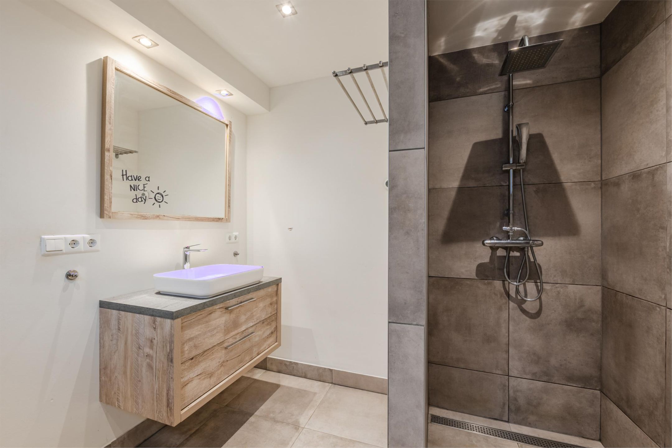 Photo 21 of H.J. Kniggestraat 43