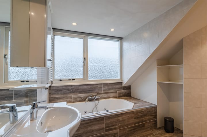 Foto 39 van H.J. Kniggestraat 43