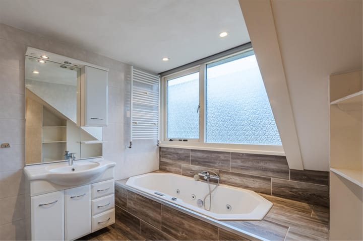 Foto 41 van H.J. Kniggestraat 43