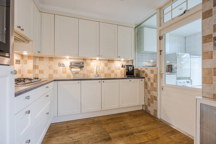 Photo 16 of Gravenstein 24