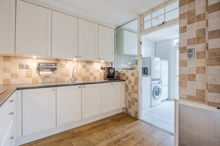 Photo 18 of Gravenstein 24