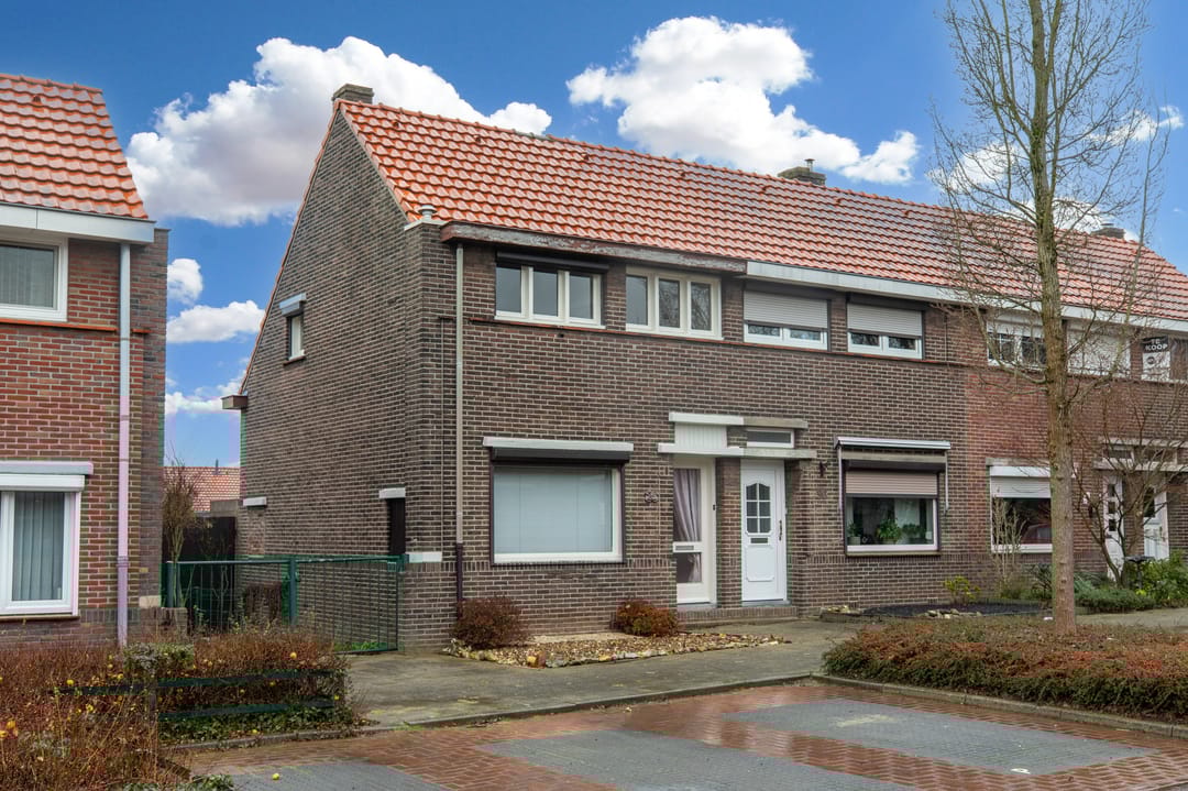 Photo 1 of Torenstraat 38