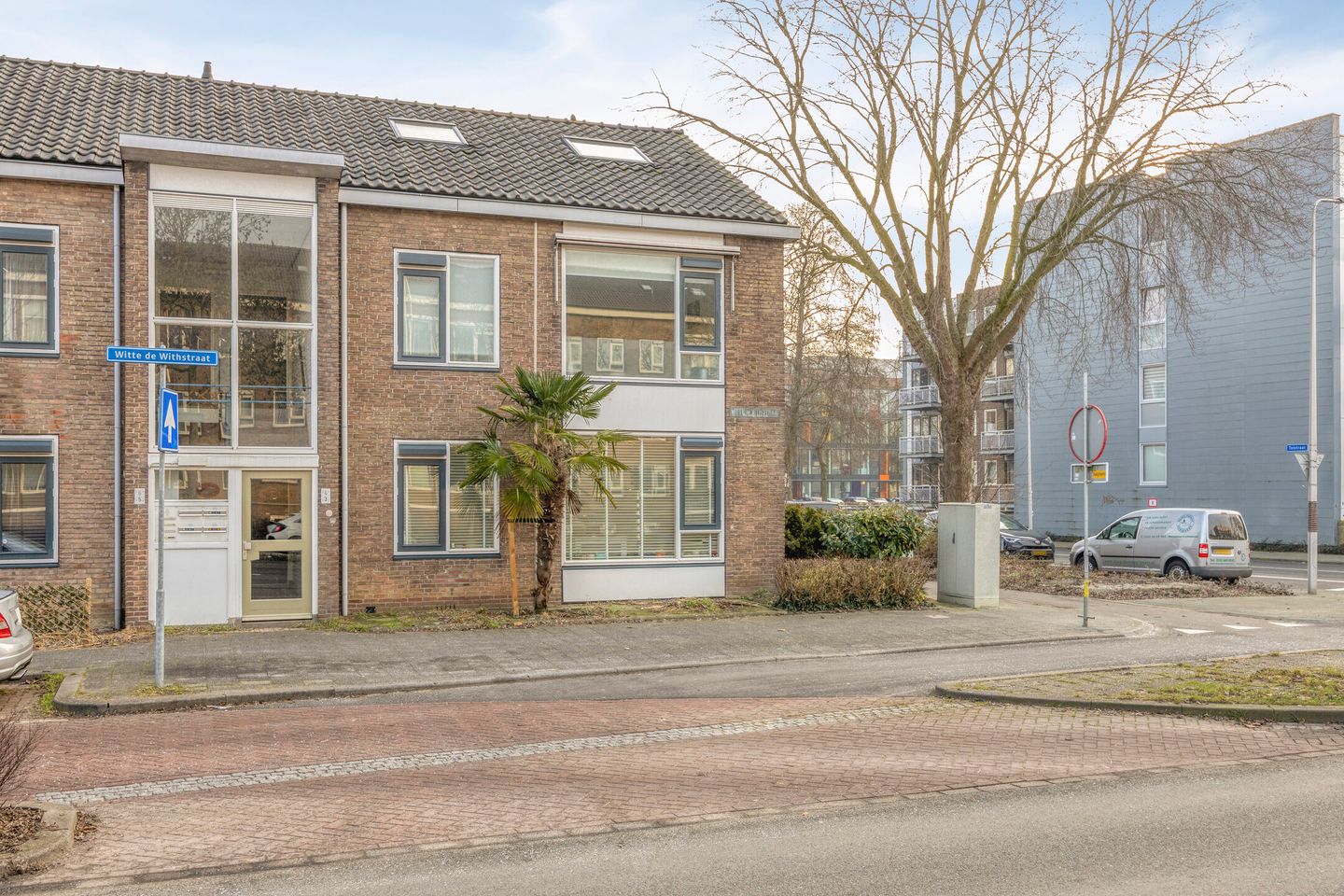 Photo 5 of Witte de Withstraat 4