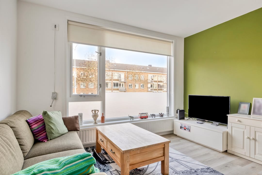 Photo 11 of Witte de Withstraat 4