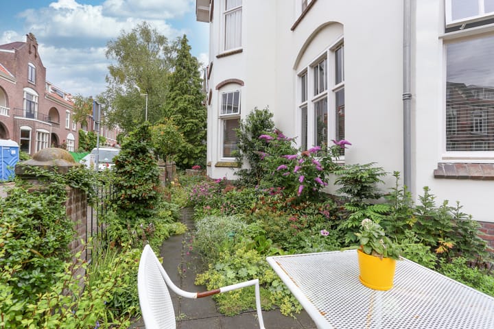 Photo 24 of Van Speijkstraat 23