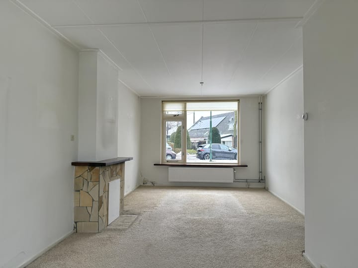 Photo 4 of Nieuw-Loosdrechtsedijk 121-E