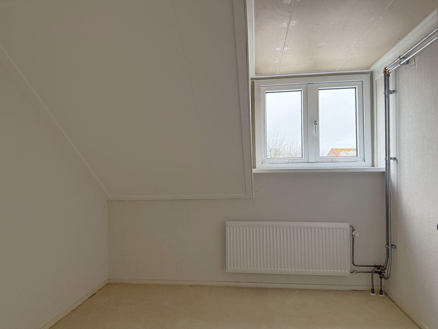 Photo 10 of Nieuw-Loosdrechtsedijk 121-E