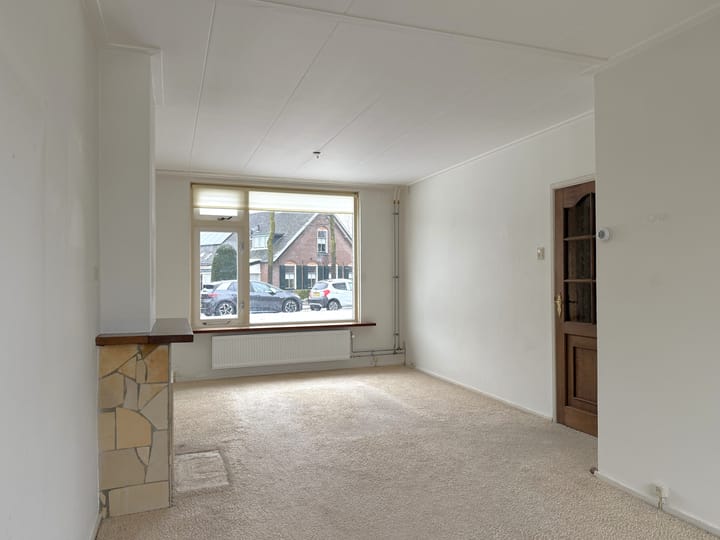 Photo 3 of Nieuw-Loosdrechtsedijk 121-E