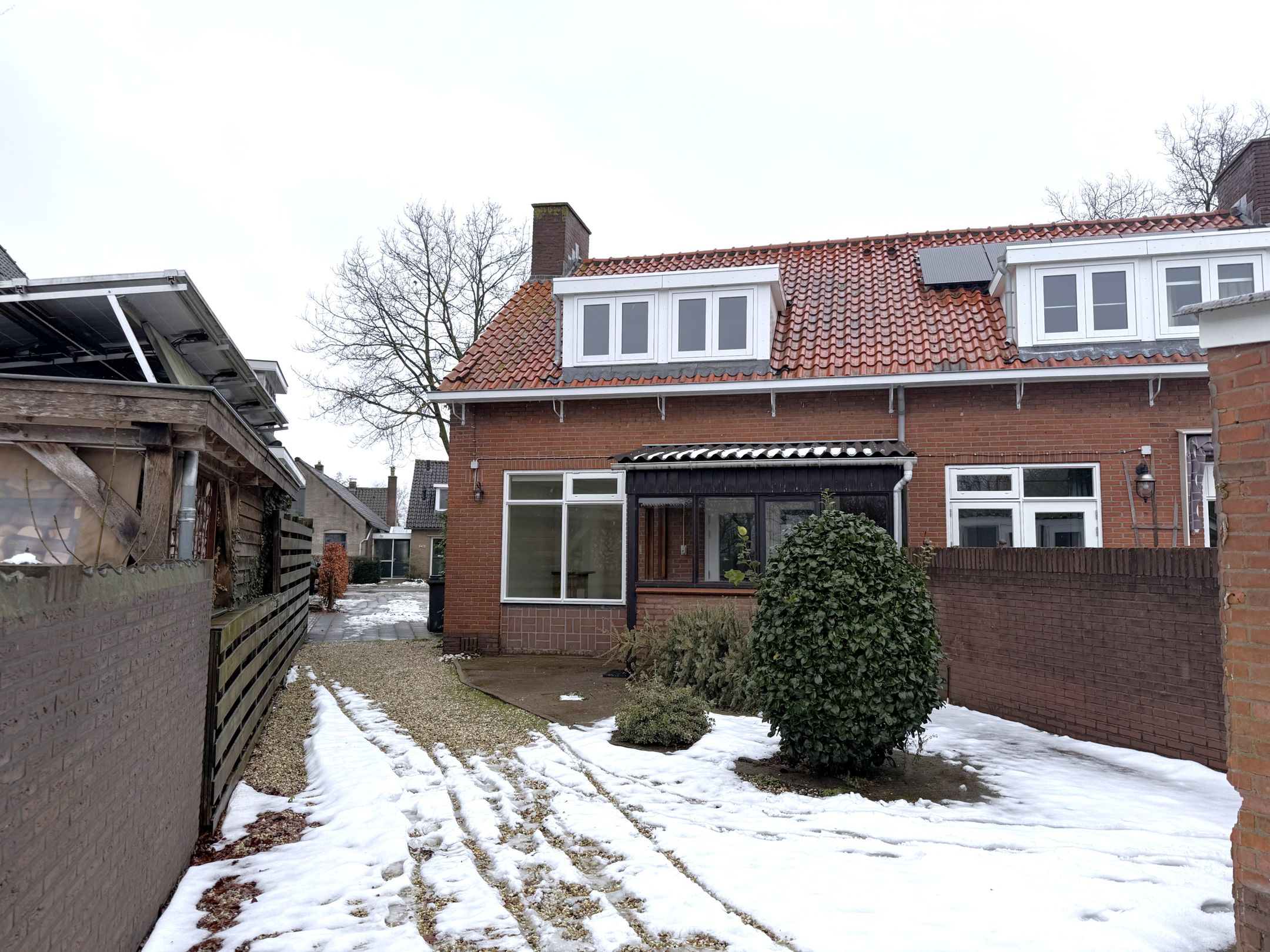 Photo 15 of Nieuw-Loosdrechtsedijk 121-E