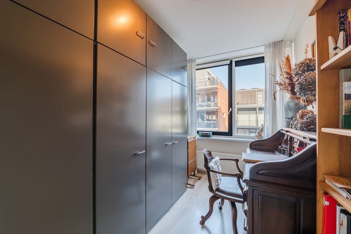 Photo 18 of Weerddwarsstraat 48