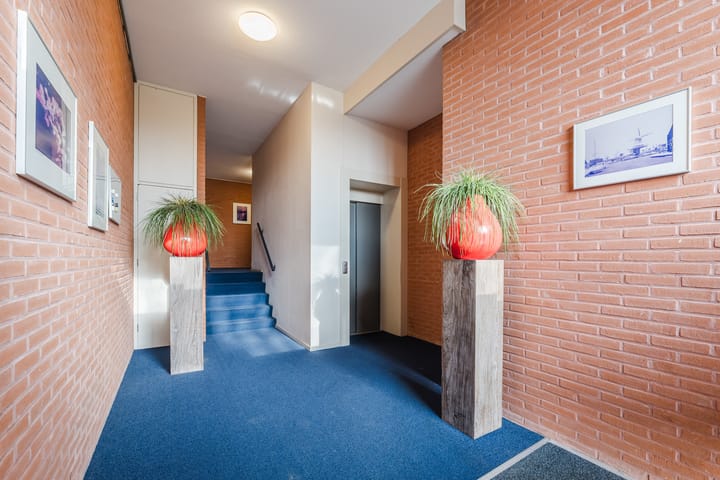 Photo 24 of Weerddwarsstraat 48