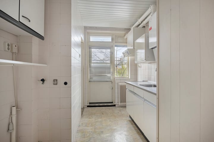 Photo 4 of Van Houtenlaan 50