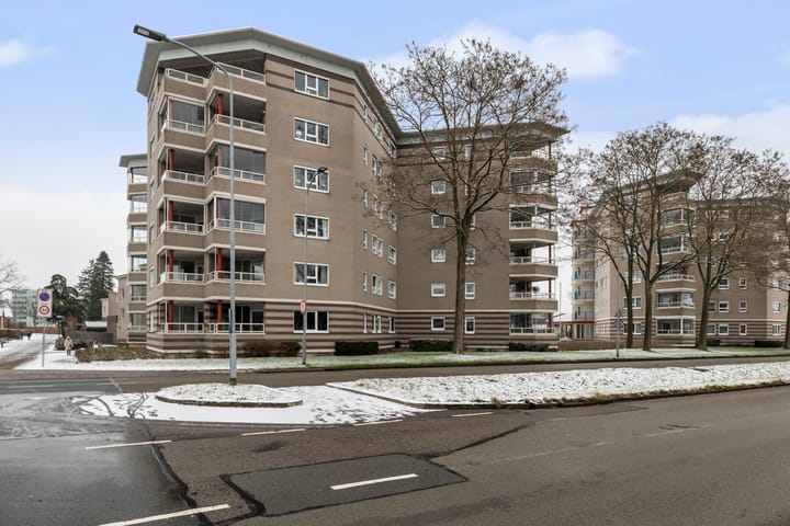 Photo 2 of Beatrixstraat 135