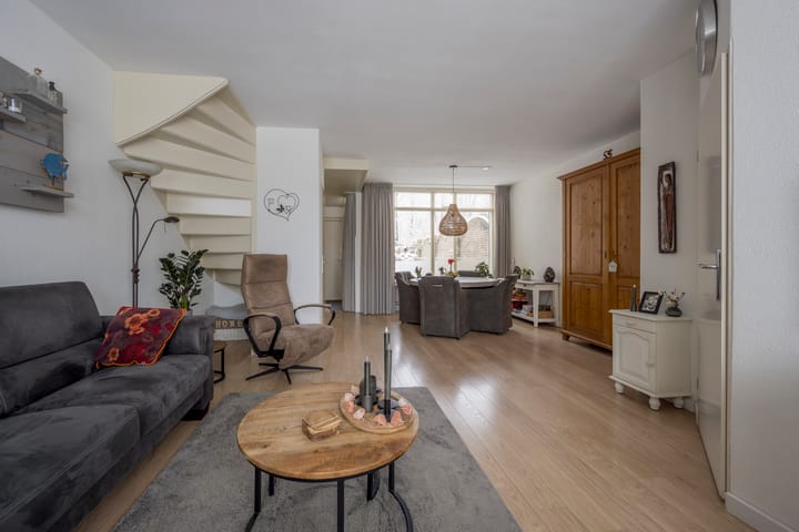 Photo 2 of Ostadehof 18