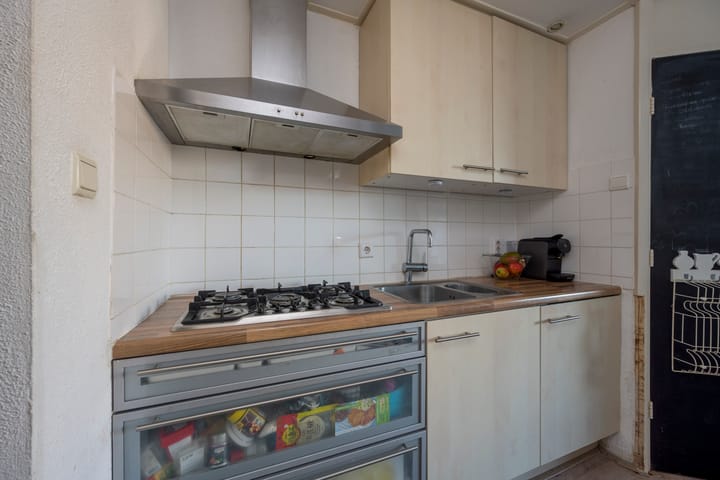 Foto 16 van Van Oldenbarneveltstraat 554-A