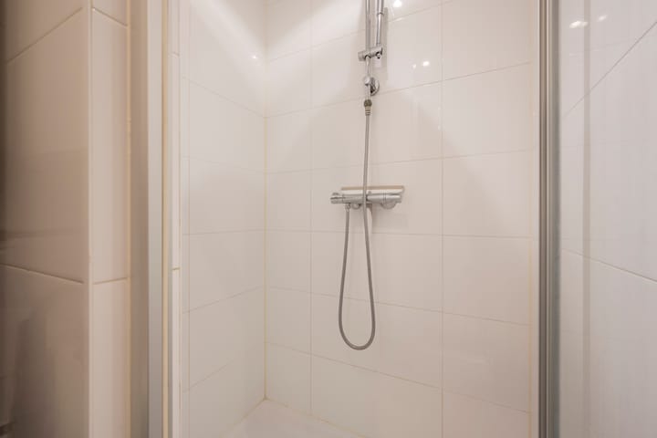 Foto 19 van Van Oldenbarneveltstraat 554-A