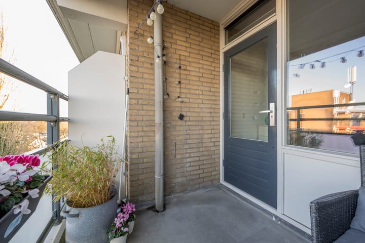 Foto 22 van Van Oldenbarneveltstraat 554-A