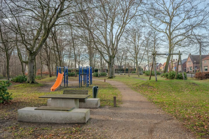 Photo 61 of Zwarte Plakweg 2-C