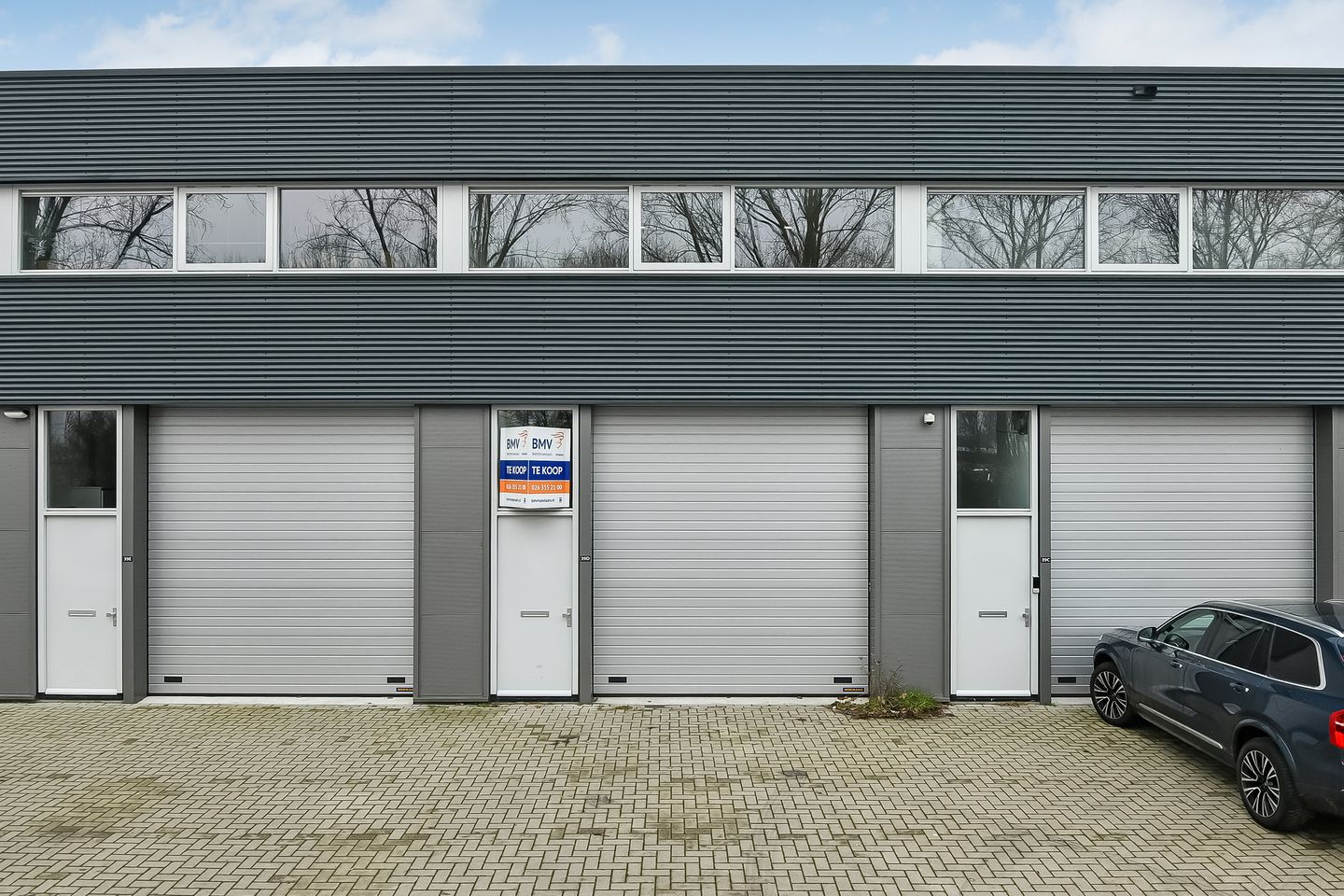 View photo 1 of Leemansweg 39-D