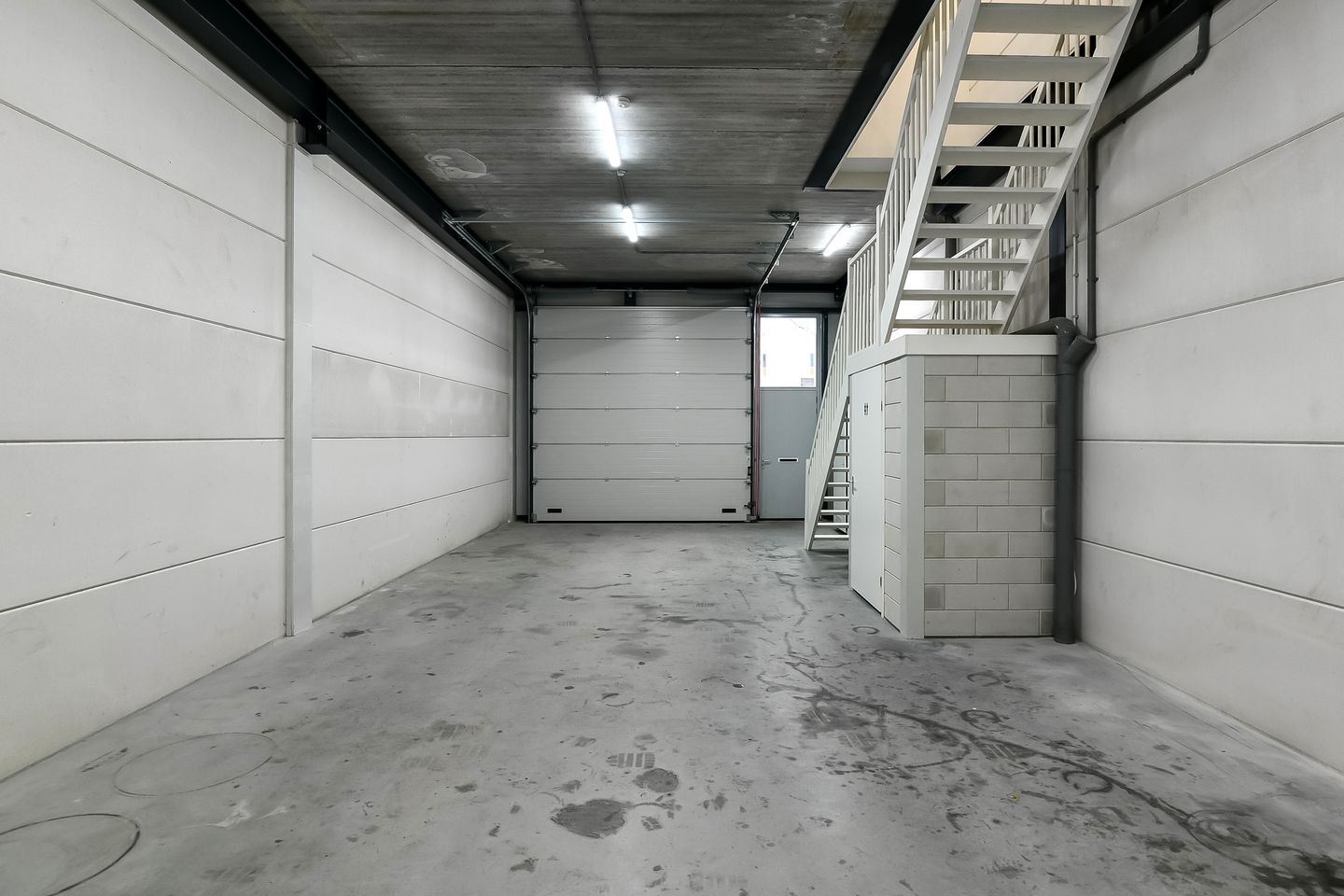 View photo 4 of Leemansweg 39-D