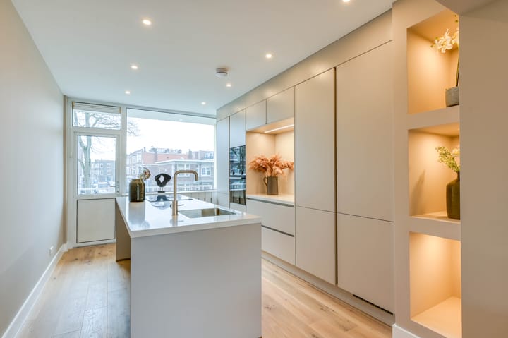 Photo 2 of Segbroeklaan 266