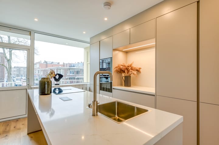 Photo 22 of Segbroeklaan 266