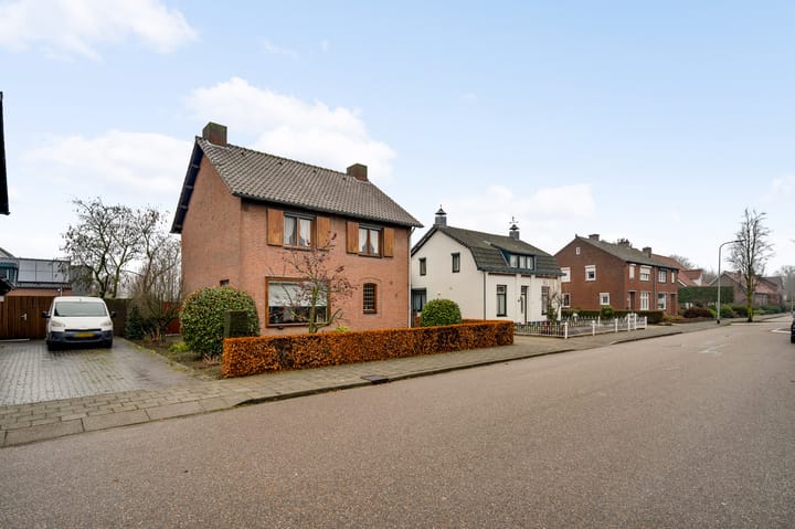 Photo 2 of Bredeweg 26