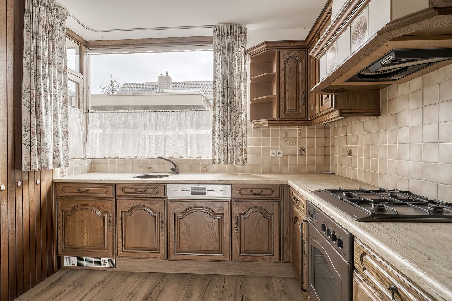 Foto 10 van Saturnus 46