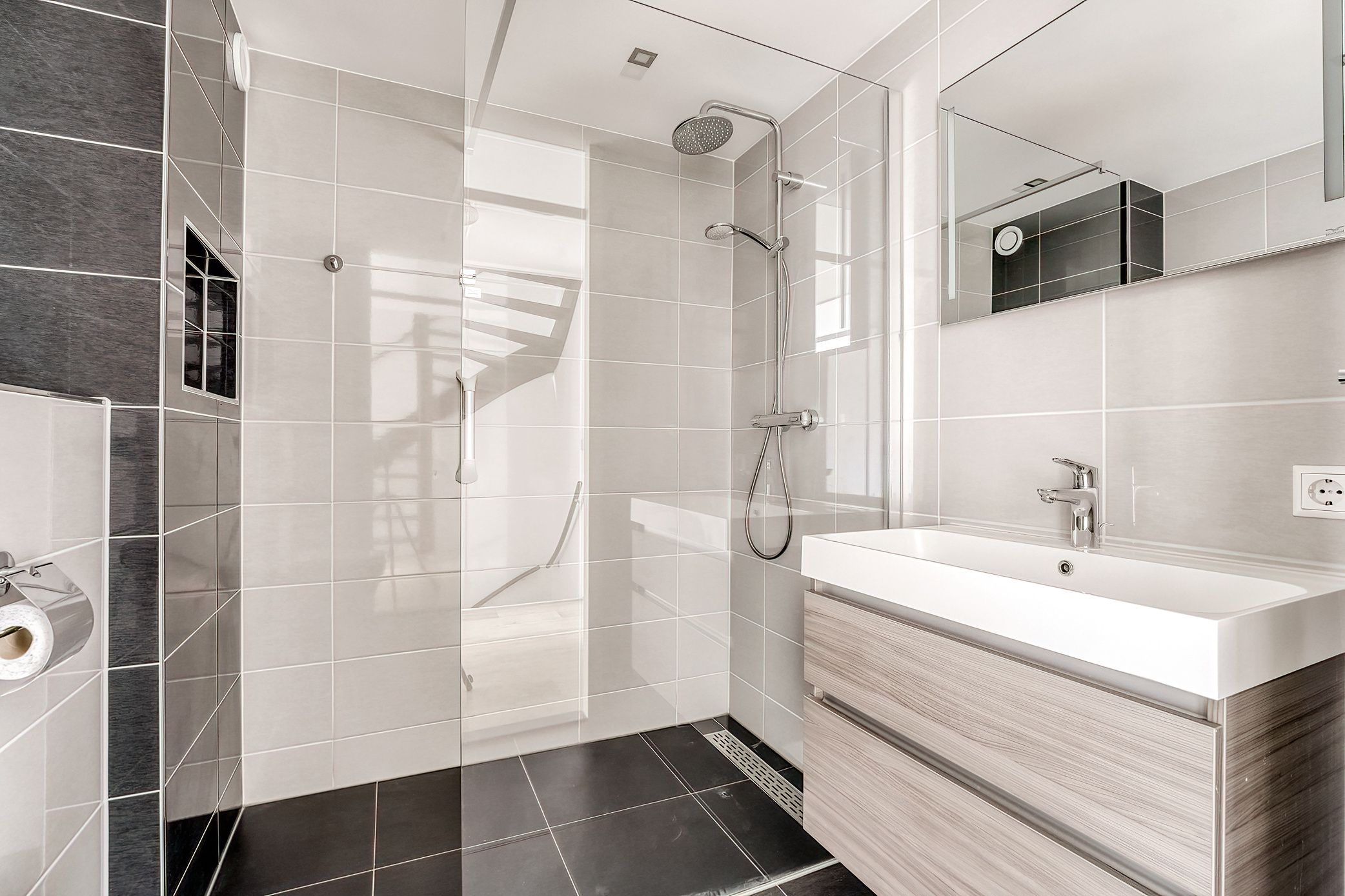 Foto 24 van Saturnus 46