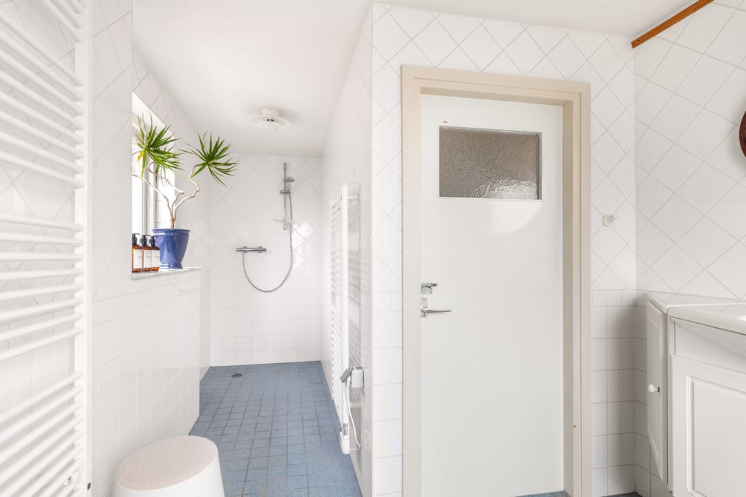 Foto 32 van Veenislaan 15