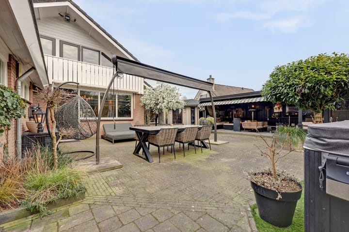 Photo 3 of Veenhuisweg 30