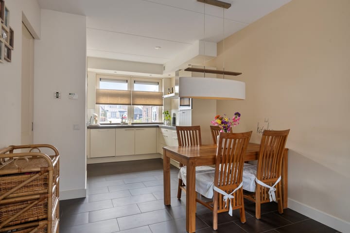 Foto 8 van Stationsweg West 45-C