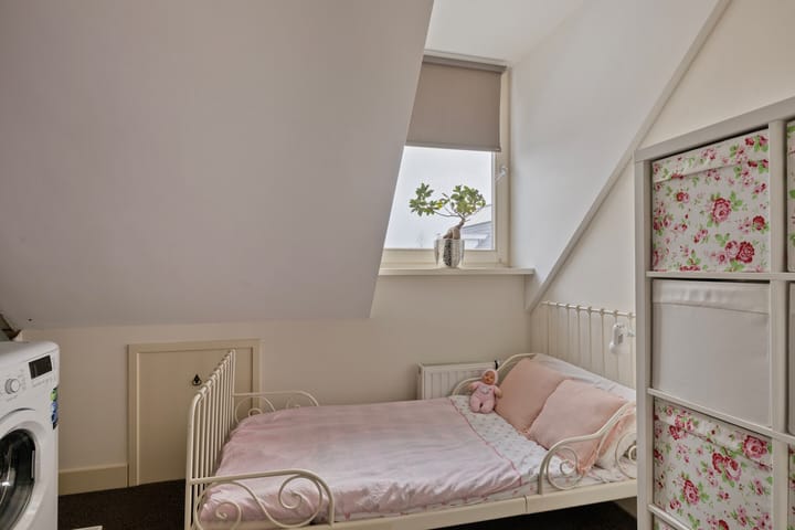 Foto 15 van Stationsweg West 45-C