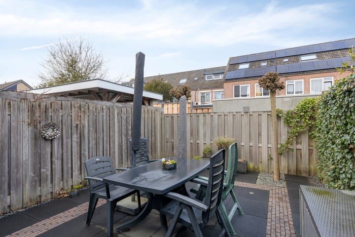 Foto 17 van Stationsweg West 45-C