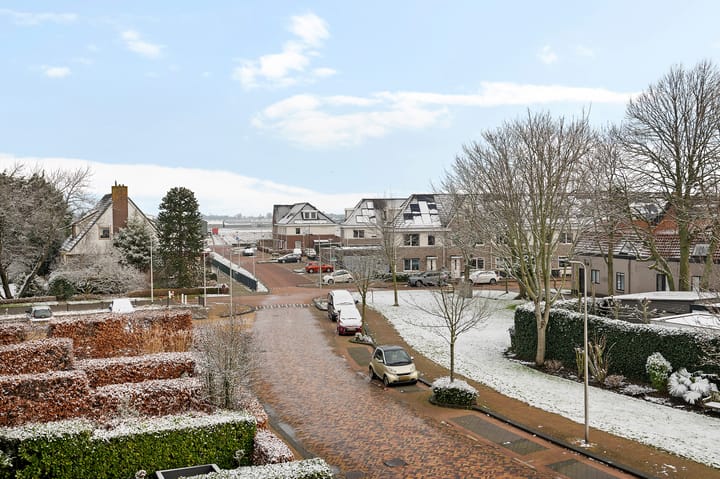 Photo 11 of Meander 78