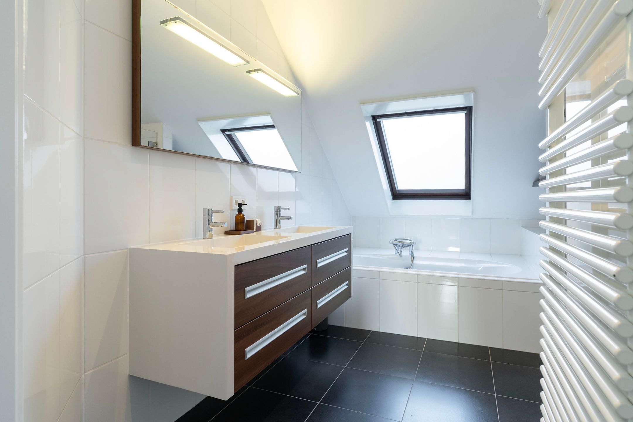 Foto 45 van Trijegea 71